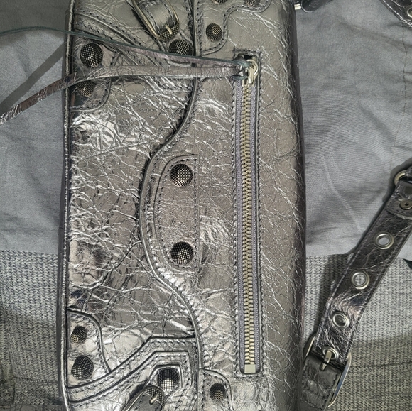 Brand New Balenciaga Le Cagole Small Sling Bag - Picture 4 of 10